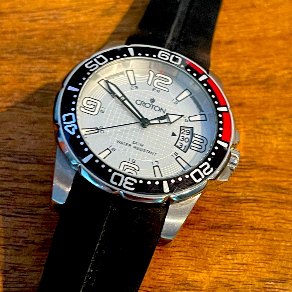 CROTON Mens Water Resistant Watch with new Croton watch band | White Face | EUC